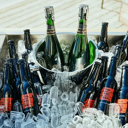 캄브리안 4* 아델보덴